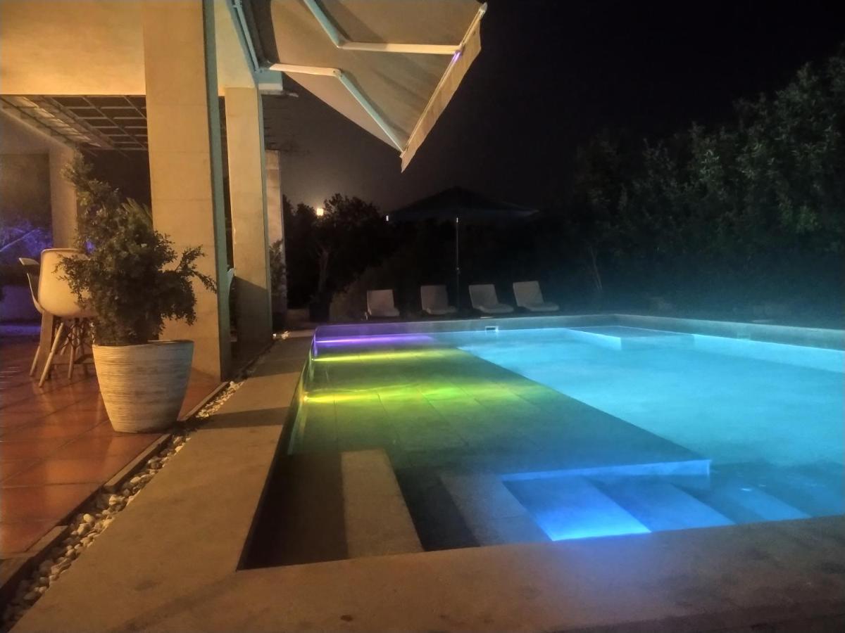 Les Canyes Cottage, Private Villa Resort Piera Esterno foto