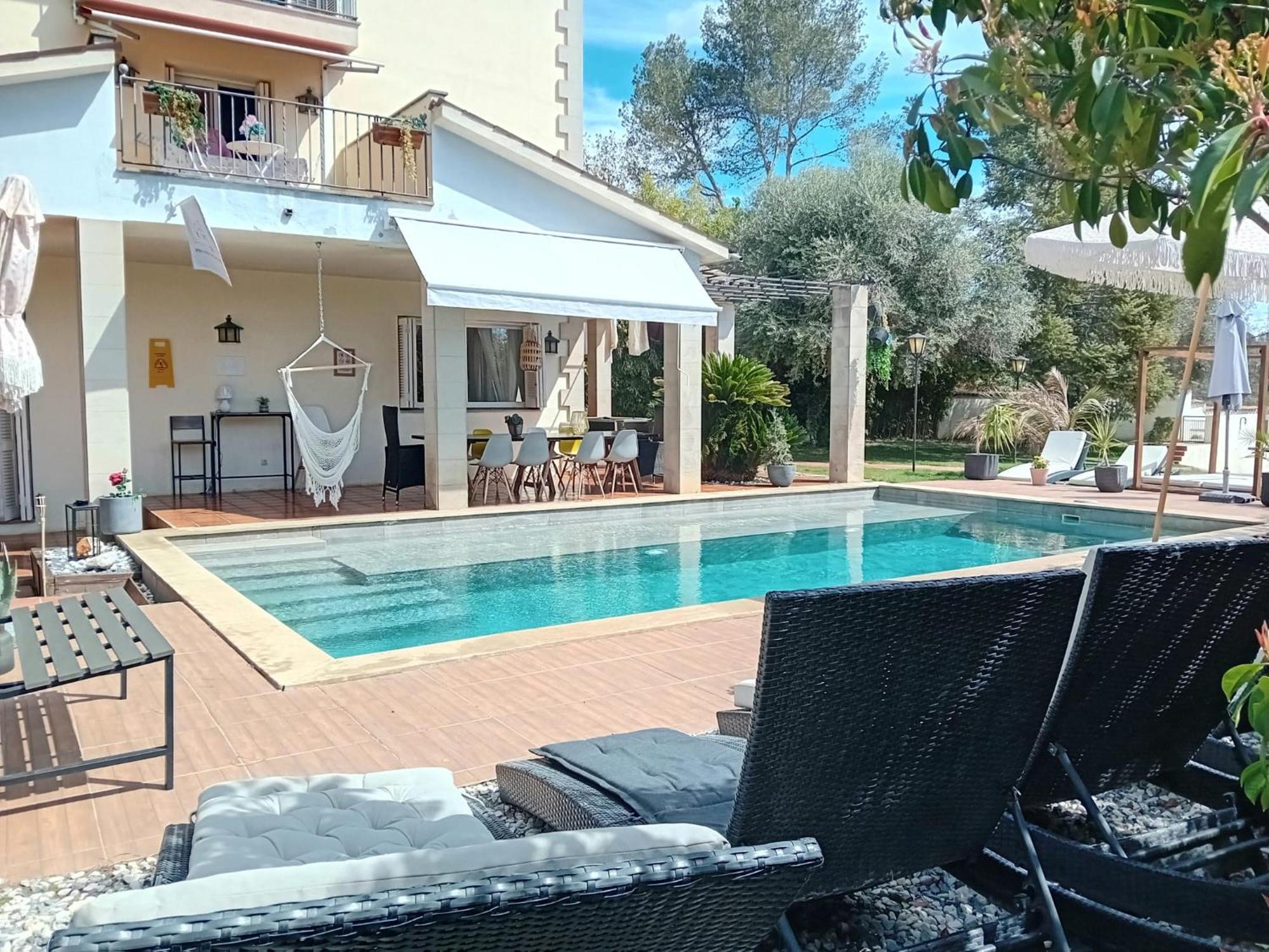 Les Canyes Cottage, Private Villa Resort Piera Esterno foto