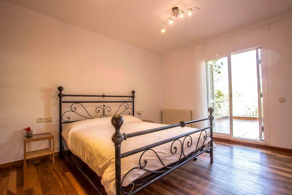 Les Canyes Cottage, Private Villa Resort Piera Esterno foto