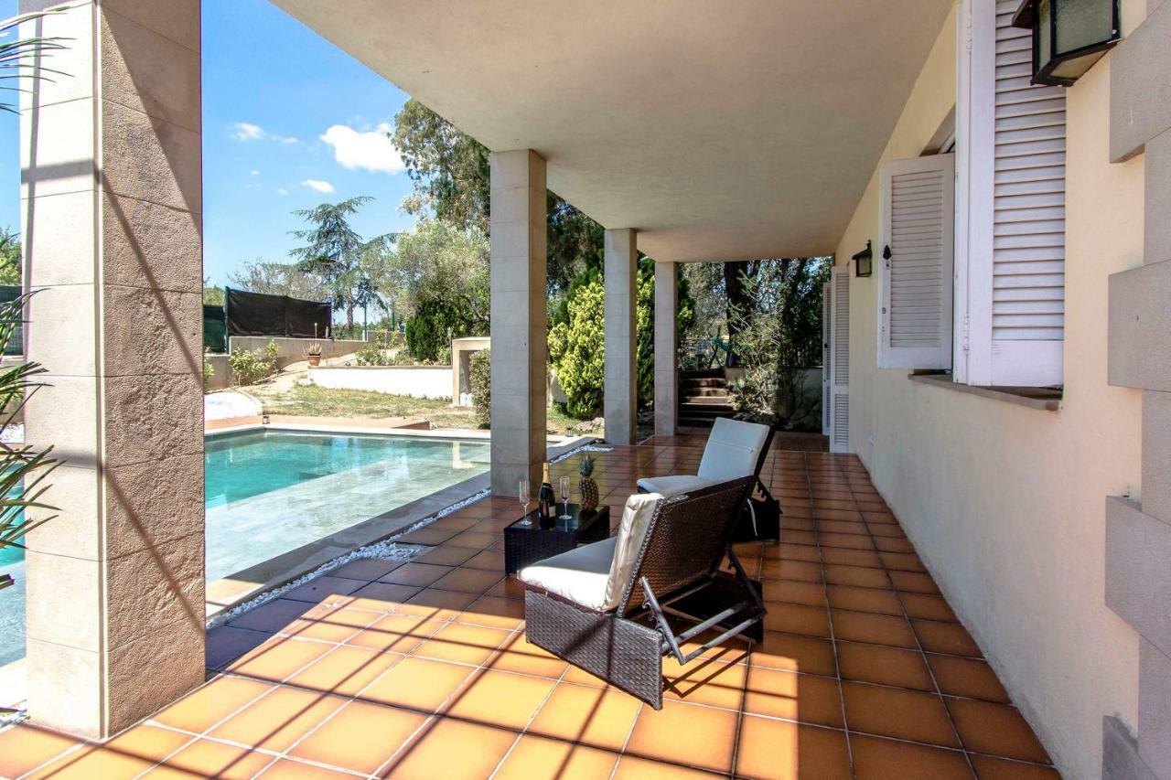 Les Canyes Cottage, Private Villa Resort Piera Esterno foto