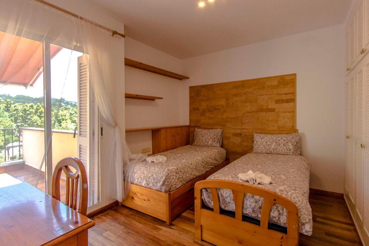 Les Canyes Cottage, Private Villa Resort Piera Esterno foto